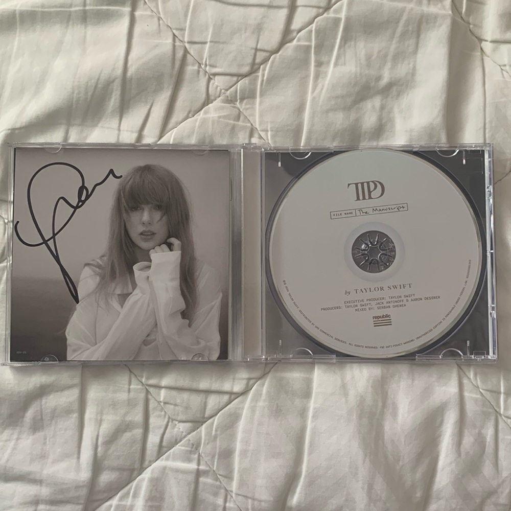 Signed Taylor Swift The Tortured Poets Department CD